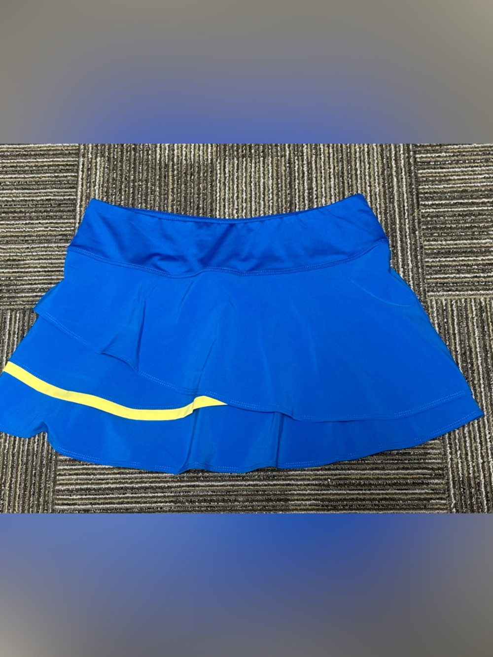 Women’s large BOLLE tennis pickle ball golf SKORT vibrant, blue and yellow
